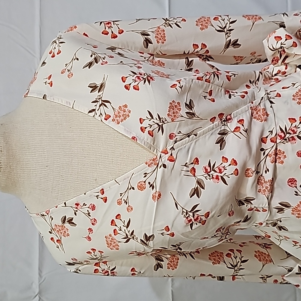 Pretty Floral Top M Meraki - Picture 5 of 9